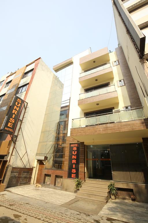 Hotel Sunrise Delhi  Buitenkant foto