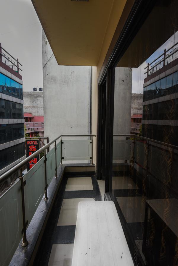 Hotel Sunrise Delhi  Buitenkant foto