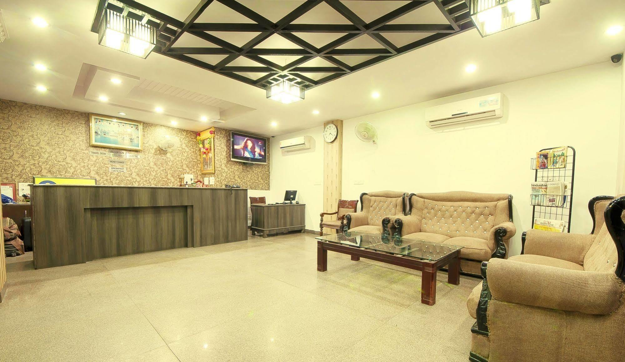 Hotel Sunrise Delhi  Buitenkant foto
