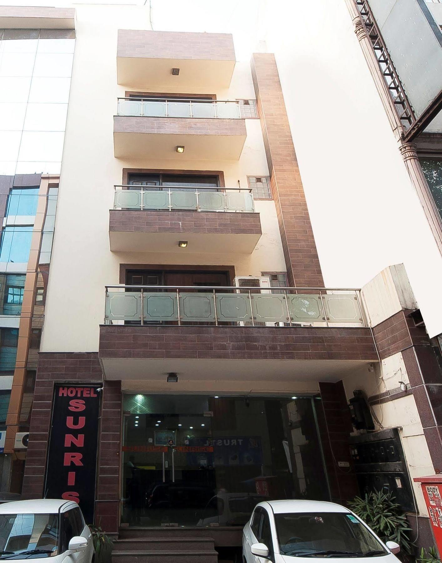 Hotel Sunrise Delhi  Buitenkant foto